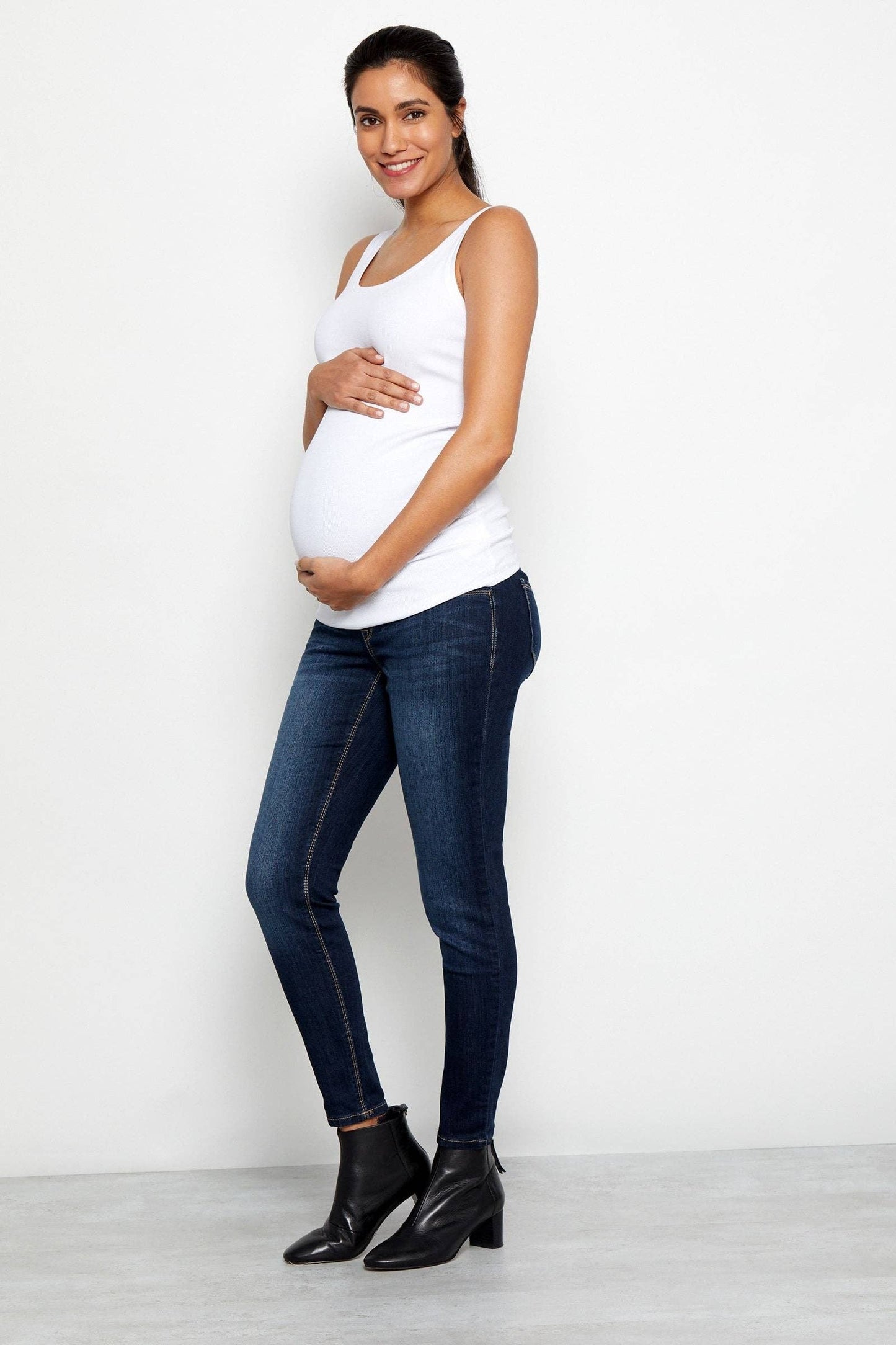 Maternity Vintage Ankle Jeans with Bellyband